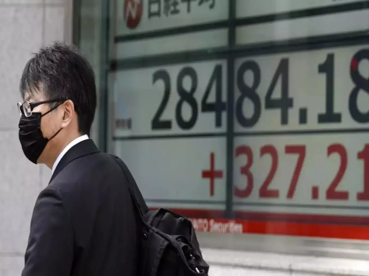 Global Markets Steady as Oil Prices Stabilize and AI-Driven Rally Lifts Asian Shares